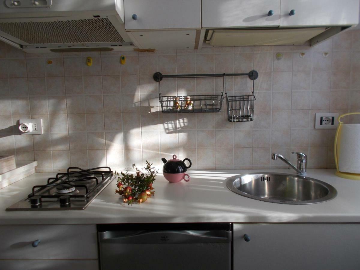 Palazzo Canavese Il Granello Di Senape B&B المظهر الخارجي الصورة